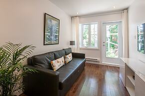 LMVR - LuxApt 3 - 7 bedrooms 2 bathrooms