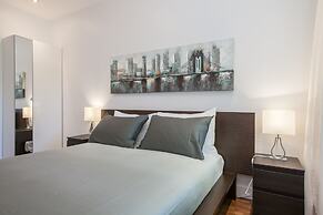 LMVR - LuxApt 3 - 7 bedrooms 2 bathrooms