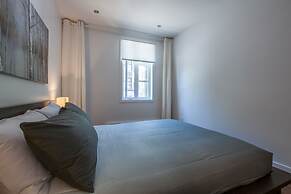 LMVR - LuxApt 3 - 7 bedrooms 2 bathrooms