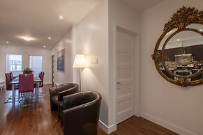 LMVR - LuxApt 3 - 7 bedrooms 2 bathrooms