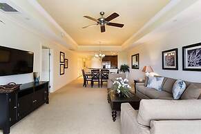 RVH 121 Centre Court Dream