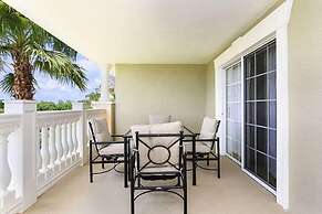 RVH 121 Centre Court Dream