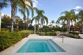 RVH 145 Centre Court Paradise