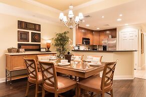 RVH 145 Centre Court Paradise