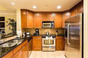 RVH 145 Centre Court Paradise