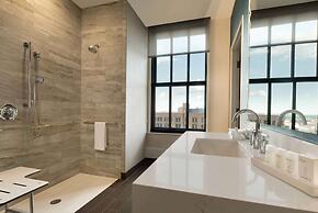 Embassy Suites by Hilton Minneapolis Downtown