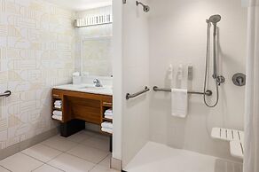 Home2 Suites by Hilton Roseville Minneapolis