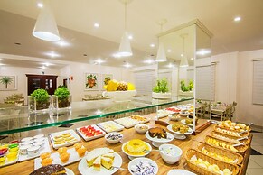 JR Hotel