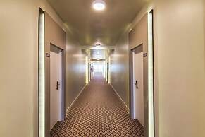 JR Hotel