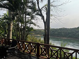 Costa del Sol Iguazú