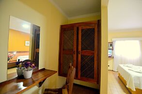 Hosteria Casa Blanca Iguazu