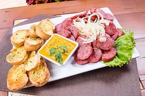 Ville Hotel Gramadao