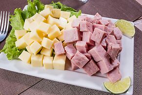 Ville Hotel Gramadao