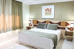 Hotel Lago Dourado