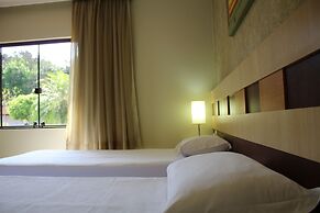 Hotel Lago Dourado