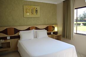 Hotel Lago Dourado