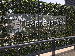 Garden Plaza
