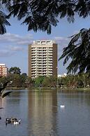 Lagoa Serena Flat Hotel