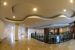 Lagoa Serena Flat Hotel