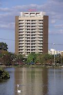 Lagoa Serena Flat Hotel