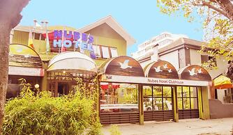 Nubes Hotel