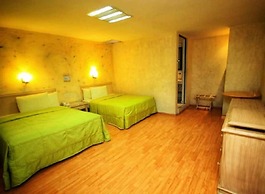 Enterprise Inn Plaza