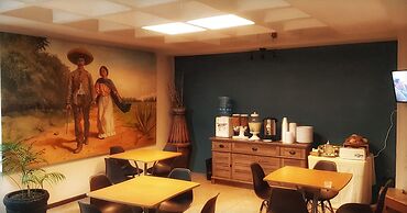 Enterprise Inn Plaza