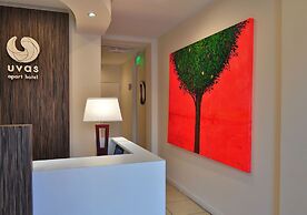 Uvas Apart Hotel
