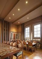 Ambit Boulevard Hotel Boutique