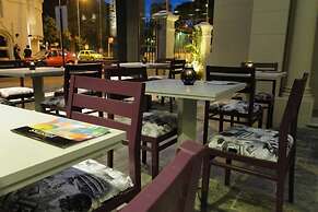 Ambit Boulevard Hotel Boutique