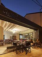 Ambit Boulevard Hotel Boutique