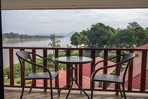 Chiangkhan River Mountain Resort