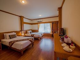 Chiangkhan River Mountain Resort