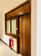 Tropic Inn - Mount Lavinia