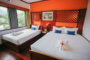 E-Outfitting Vang Thong Hotel