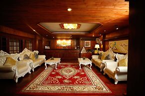 E-Outfitting Vang Thong Hotel