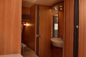 Go Outdoors Caravan Park Nuwara Eliya