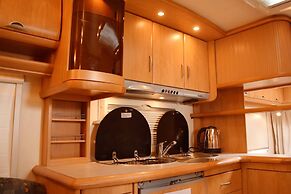 Go Outdoors Caravan Park Nuwara Eliya