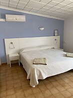 Apartamentos Cala Figuera