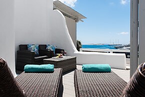 Riva Suites - Adults Only