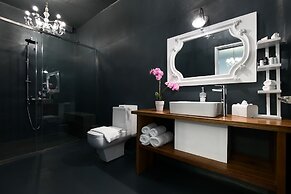 Riva Suites - Adults Only