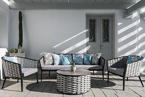 Riva Suites - Adults Only