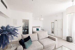 Riva Suites - Adults Only