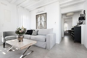 Riva Suites - Adults Only