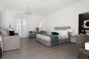 Riva Suites - Adults Only