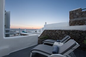 Riva Suites - Adults Only