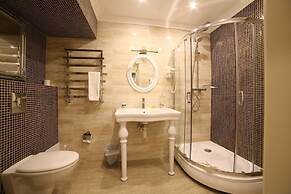 Vintage Hotel
