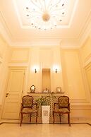 Vintage Hotel