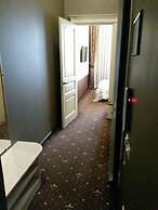 Vintage Hotel