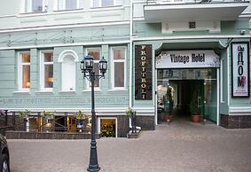 Vintage Hotel